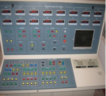 液壓支架試驗臺 如下圖(使用單位:鄭龍煤機)